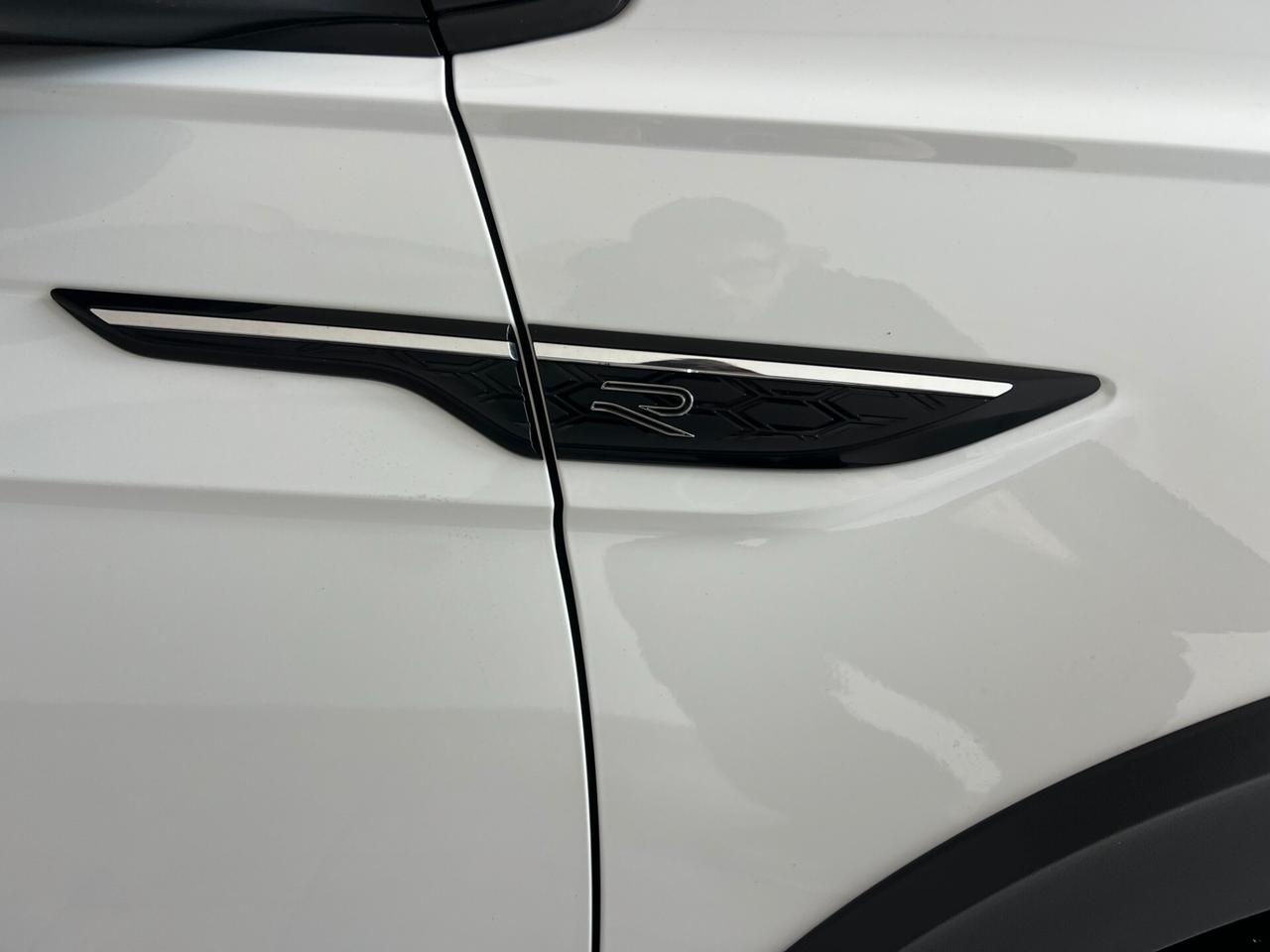 Volkswagen Taigo 1.0 TSI 110 CV R-Line