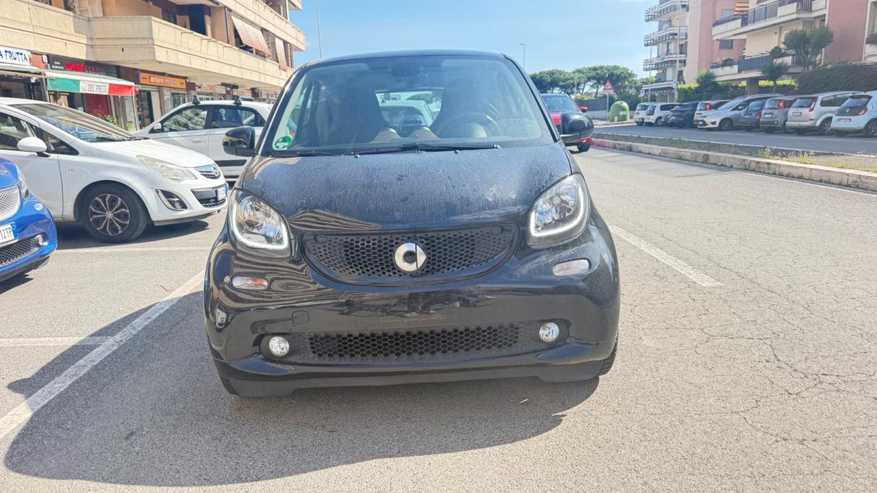 Smart ForTwo 90 0.9 Turbo Perfect LED NAVI KMAERA PDC BLUETOOTH PELLE