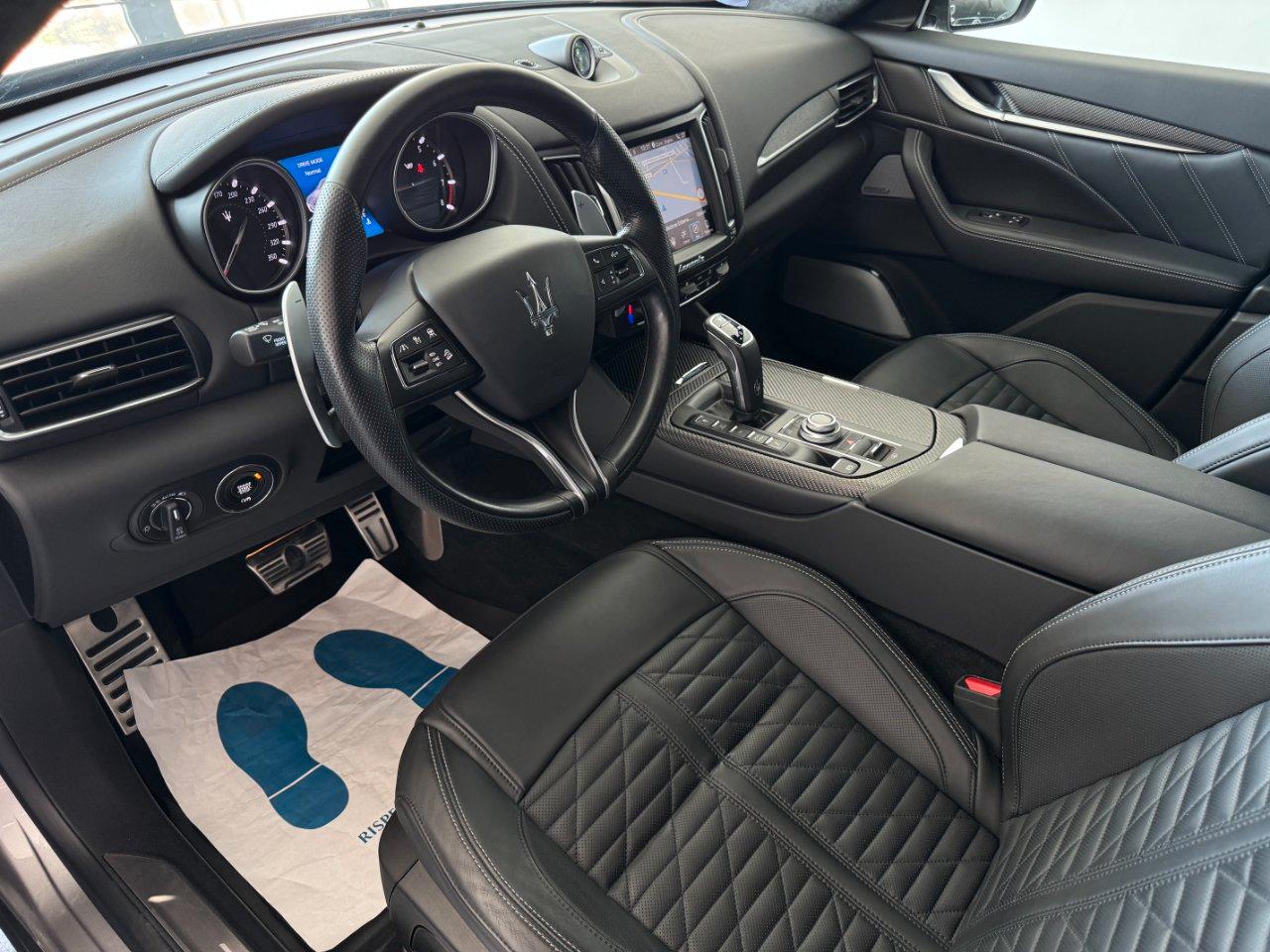 Maserati Levante 3.8 V8 Trofeo 580cv Tetto 22" Carbonio Full