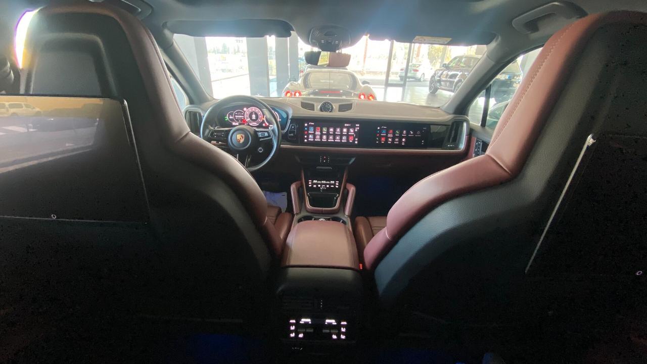 Porsche Cayenne 3.0 V6