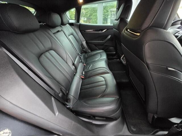 Maserati Levante V6 350 CV Q4 Gransport