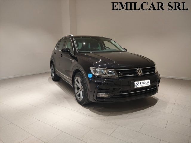 VOLKSWAGEN Tiguan 1.6 TDI SCR Sport BlueMotion Technology