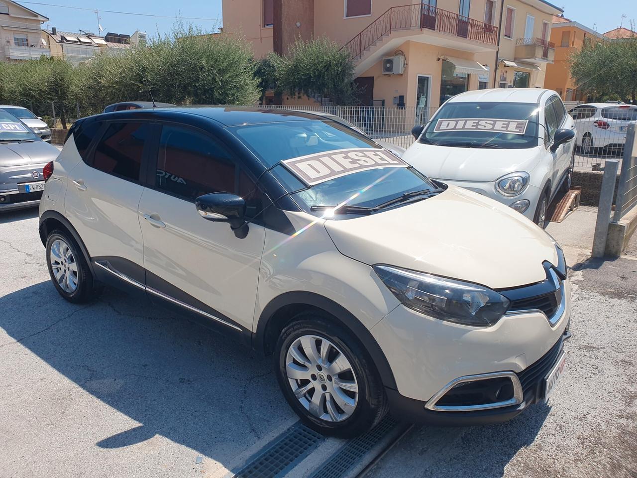 Renault Captur 1.5 dCi 8V 90 CV Neopatentati 2014
