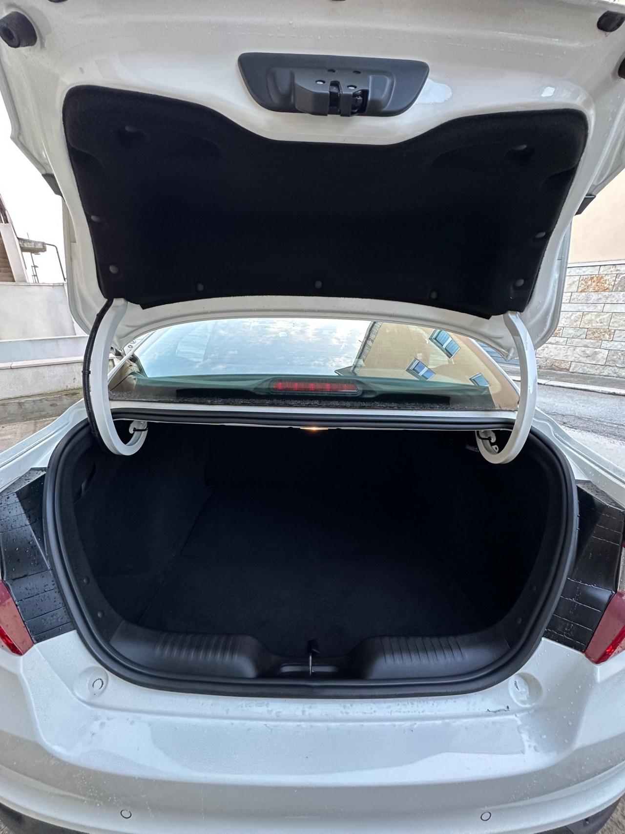 Fiat Tipo 1.6 Mjt 4 porte Opening Edition Plus