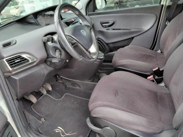 LANCIA Ypsilon 1.2 69 CV 5 porte Platinum