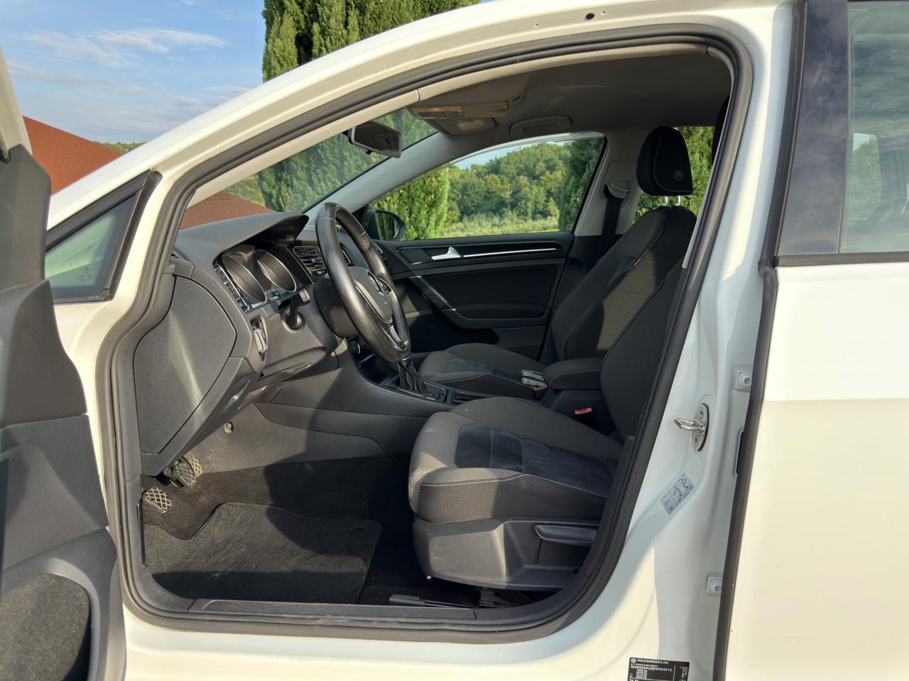 Volkswagen Golf Business 1.6 BlueTDI 110 CV DSG 5p. Comfortline