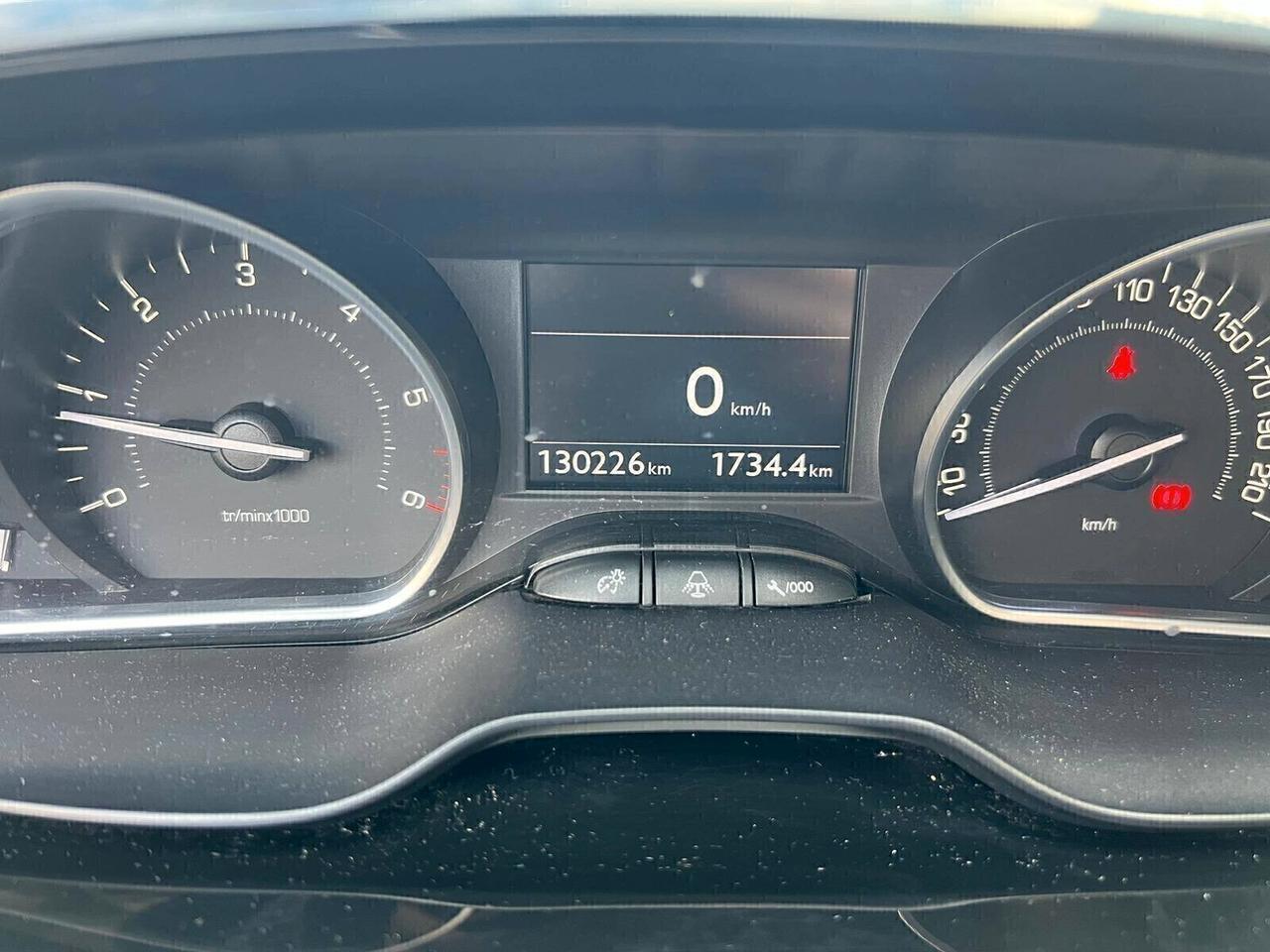 Peugeot 208 1.4 HDi 68 CV 3 porte Allure