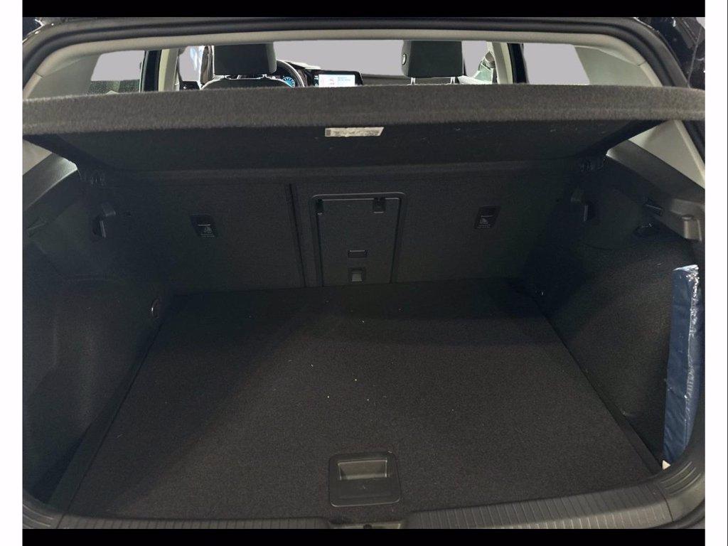 VOLKSWAGEN Golf 1.0 tsi evo life 110cv del 2023