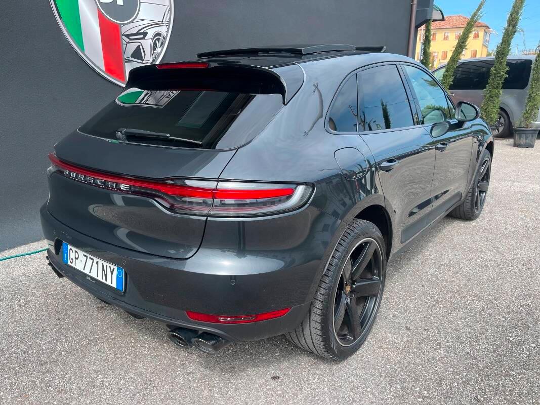 Porsche Macan 2.0 245cv RESTYLING pdk CHRONO PANORAMICO PASM