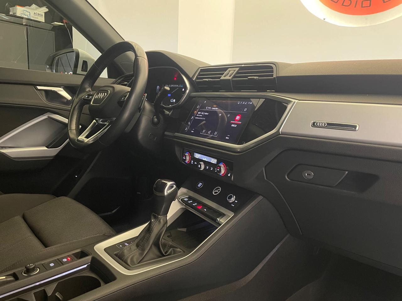 Audi Q3 35 TDI S tronic line edition