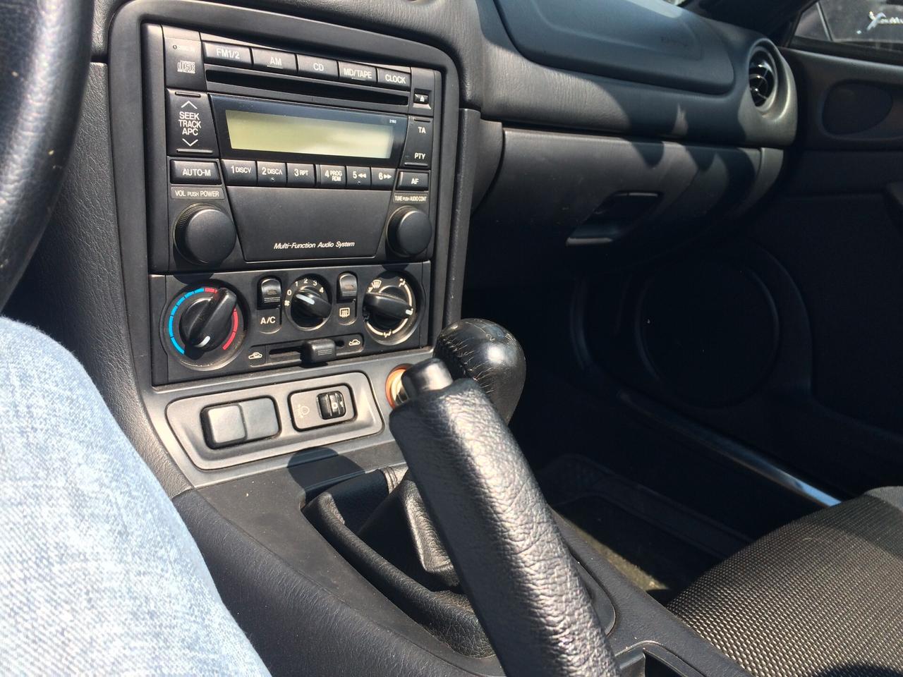 2003 Mazda MX-5 1.6i 16V cat Passion cabrio