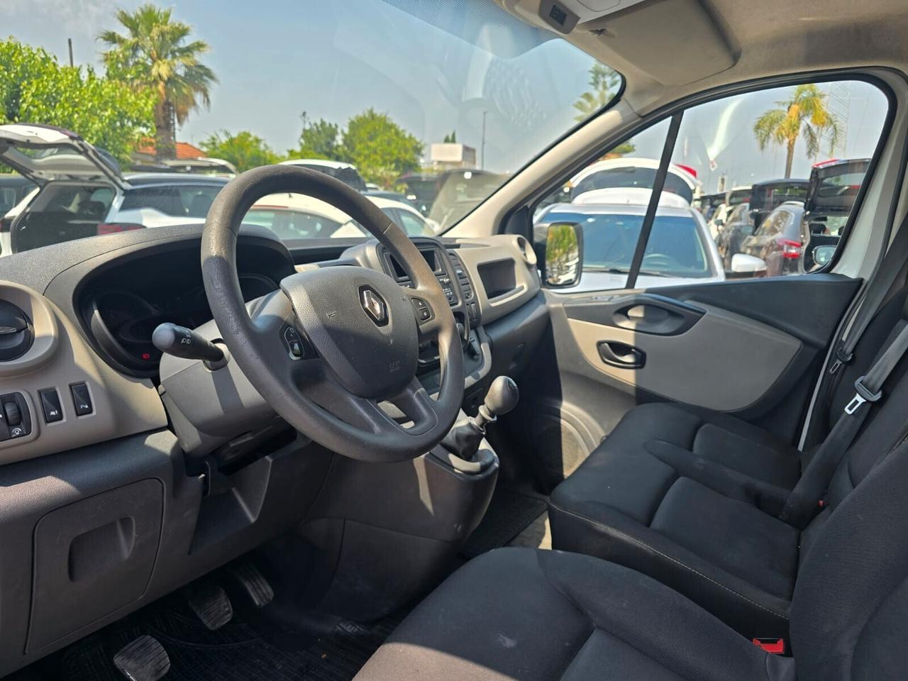 RENAULT TRAFIC T29 1.6dCi 145CV PL-TN CARGO