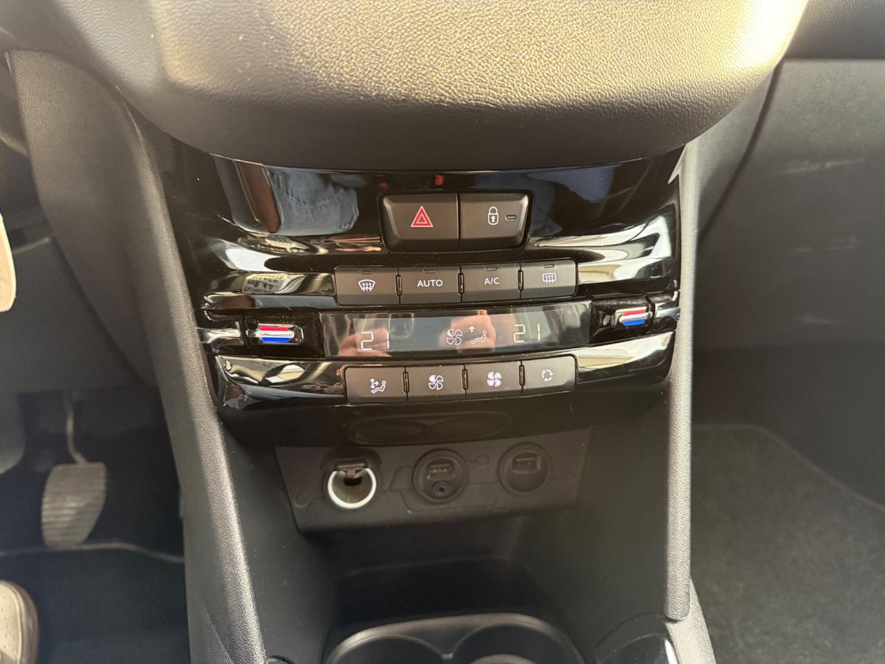 Peugeot 2008 1.6 e-HDi 92 CV Stop&Start