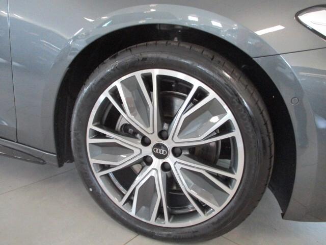 Audi A5 Avant TDI 150 kW S-Tronic mHEV+ S-Line