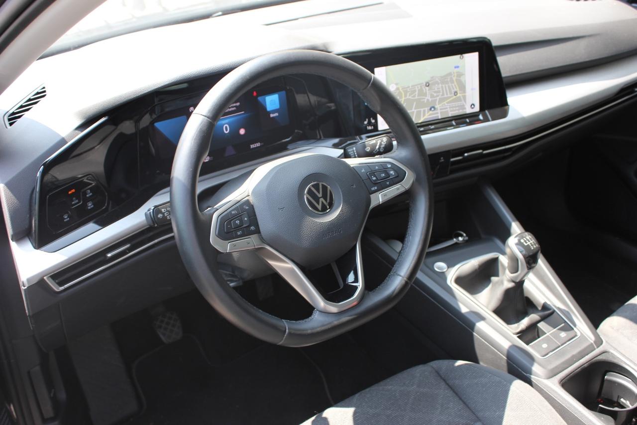 Volkswagen Golf 2.0 TDI 115 CV LIFE NAVY VOLANTE RISCALDABILE ADAPTIVE CRUISE CONTROL