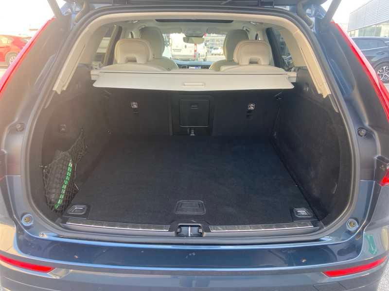 VOLVO XC60 2.0 b4 Inscription AwD AuTo