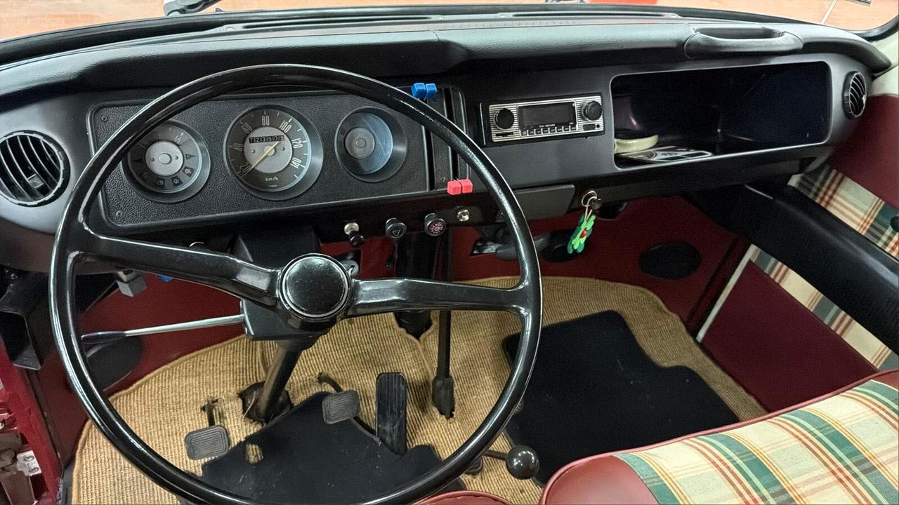 Volkswagen T2a + Roulotte Lander 340 Bora