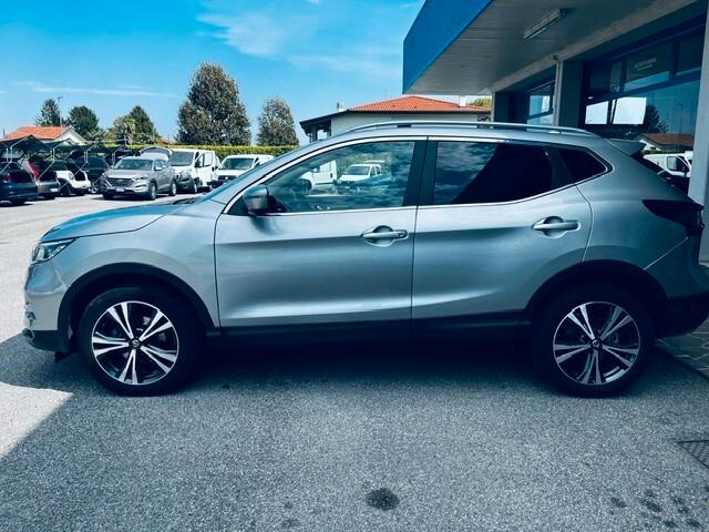 Nissan Qashqai 1.5 dCi N-Connecta