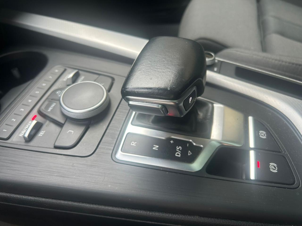Audi A4 SW 2.0 TDI 150CV s-tronic Sport *TETTO