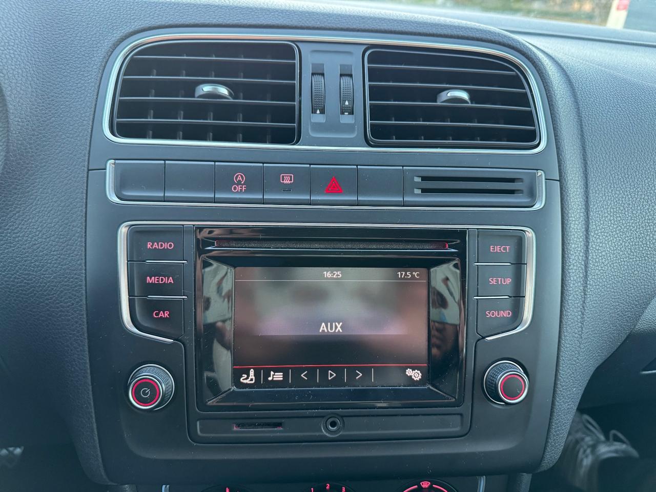 Volkswagen Polo 1.2 benzina 2015