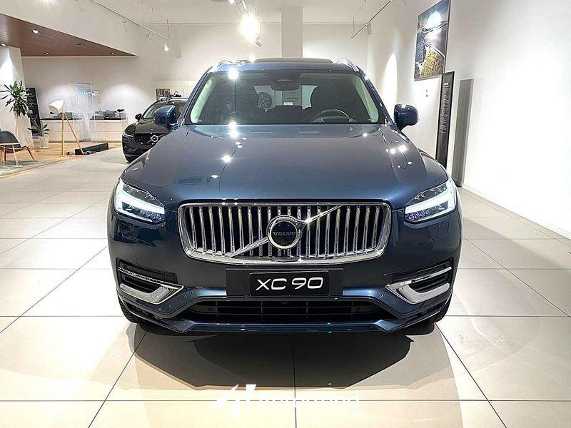 Volvo XC90 B5 250+14 CV AWD Automatica Mild Hybrid Benzina 7 posti Ultra Bright