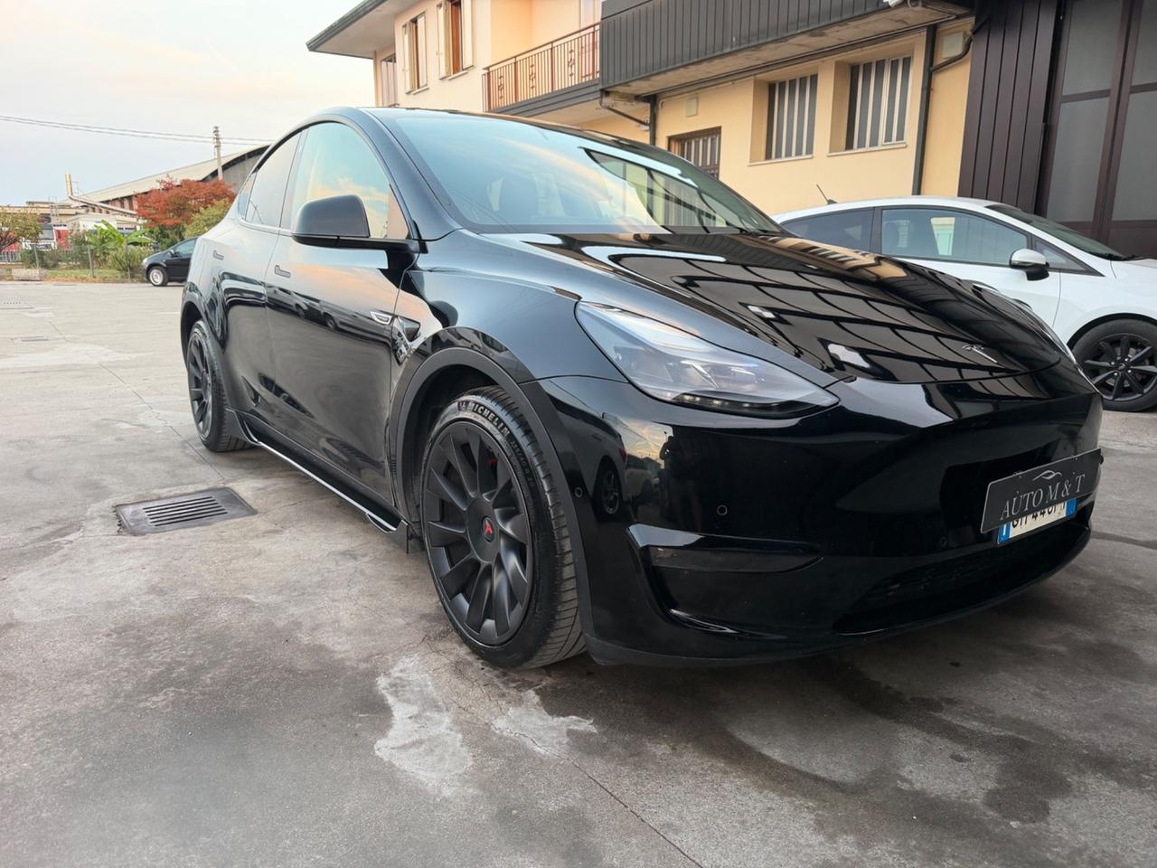 Tesla Model Y Long Range AWD