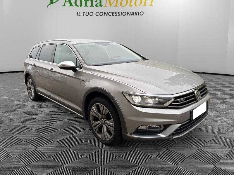 Volkswagen Passat Variant 2.0 TDI 190 CV 4MOTION DSG Executive BMT