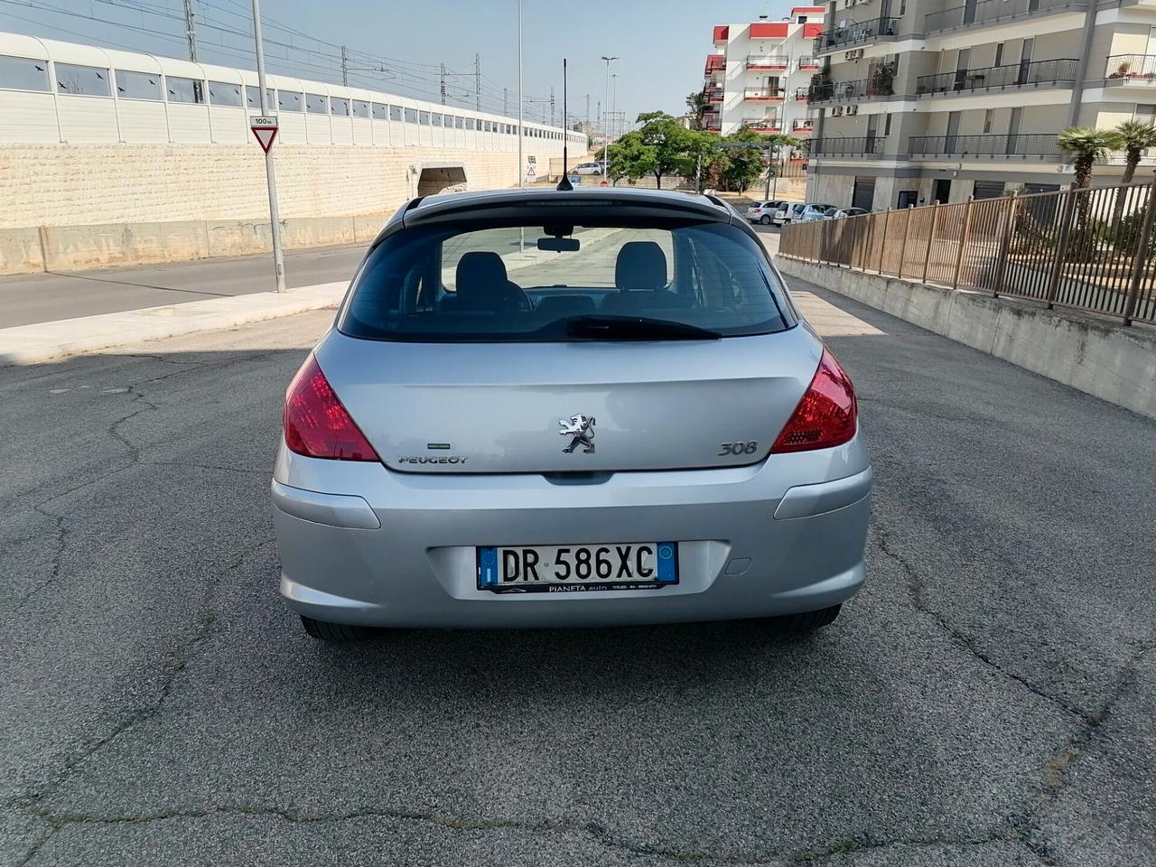 Peugeot 308 1.6 HDi 110CV 5p. Tecno