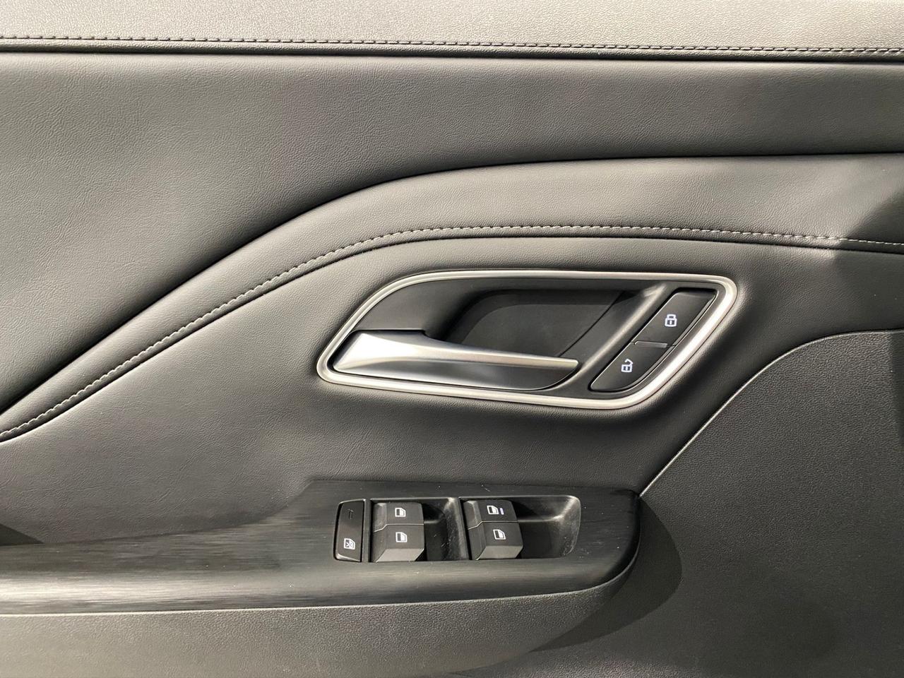 Mg ZS 1.5 hybrid+ Luxury auto