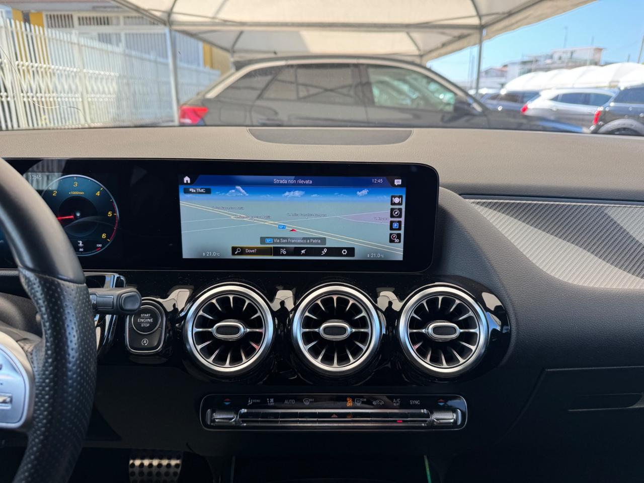 MERCEDES-BENZ GLA 200 d AUTOMATIC. PREMIUM AMG