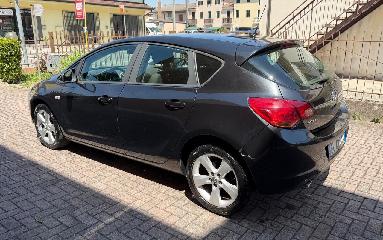 Opel Astra 1.4 Benzina - GPL Ok Neopatentati