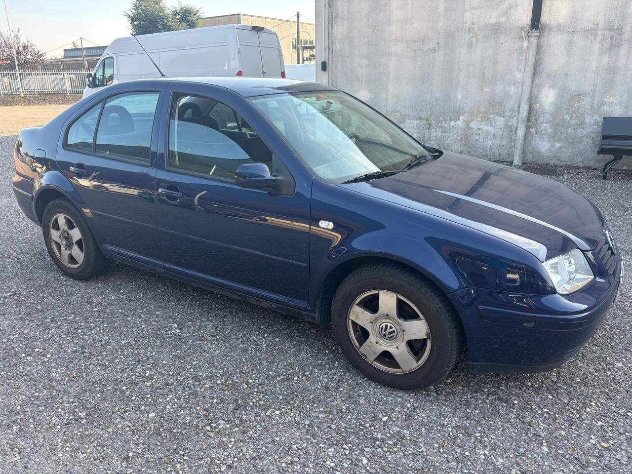 Volkswagen Bora 1.6 16V