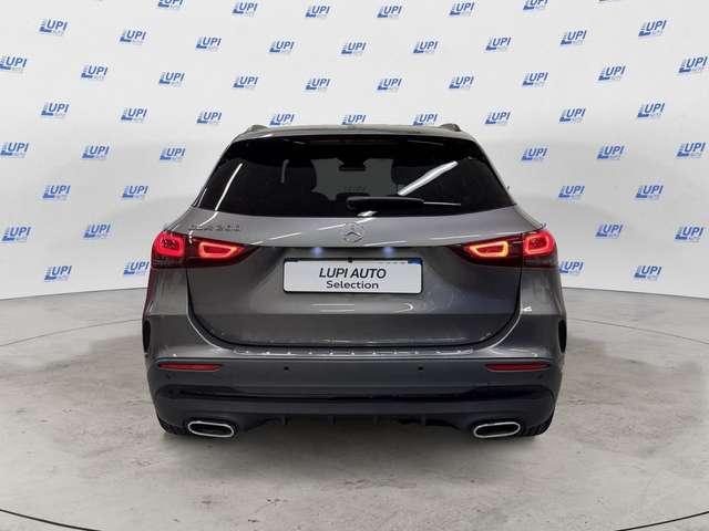 Mercedes-Benz GLA 200 200 d Premium auto