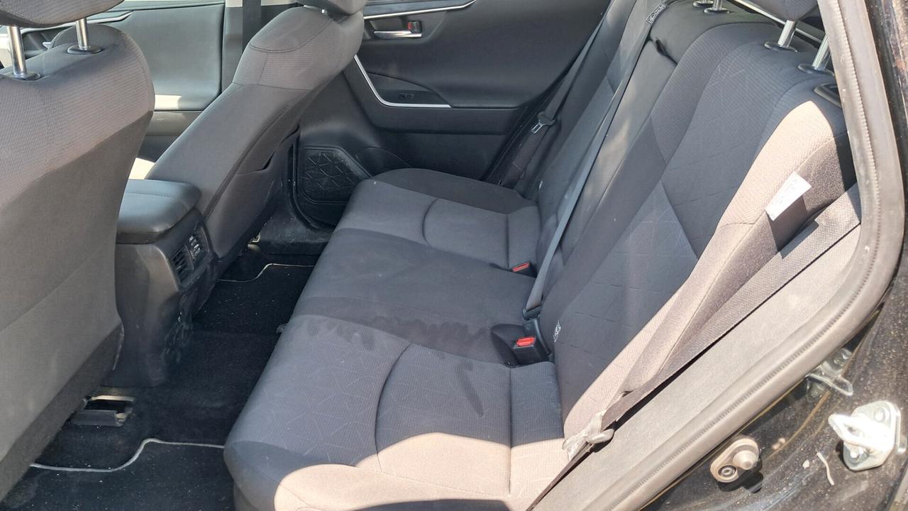 Toyota RAV4 HSD 2WD Dynamic x Commercianti