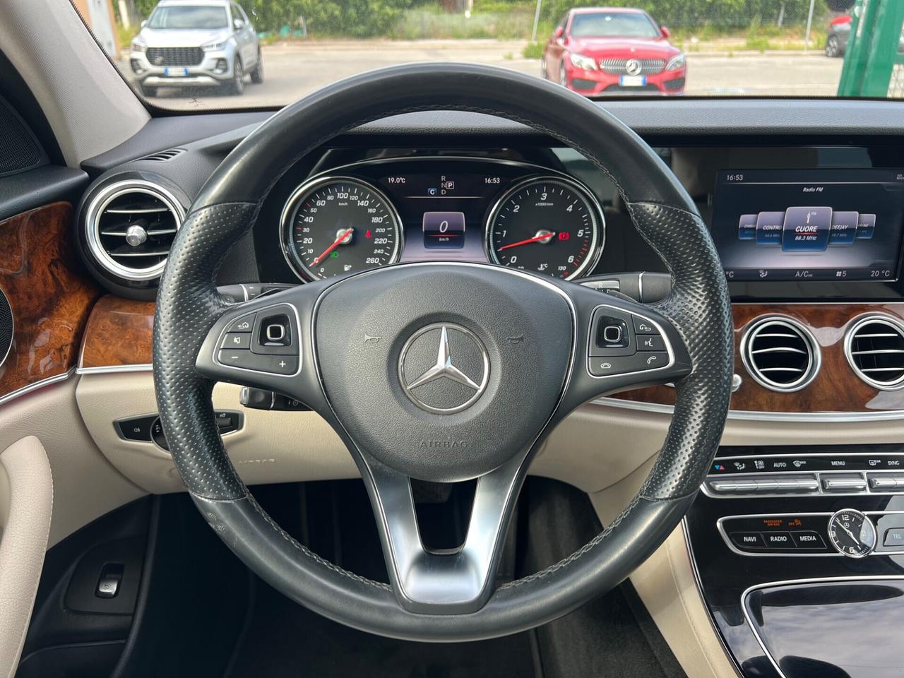 Mercedes-benz E Premium Plus “ 88 Mila Km CERTIFICATI “