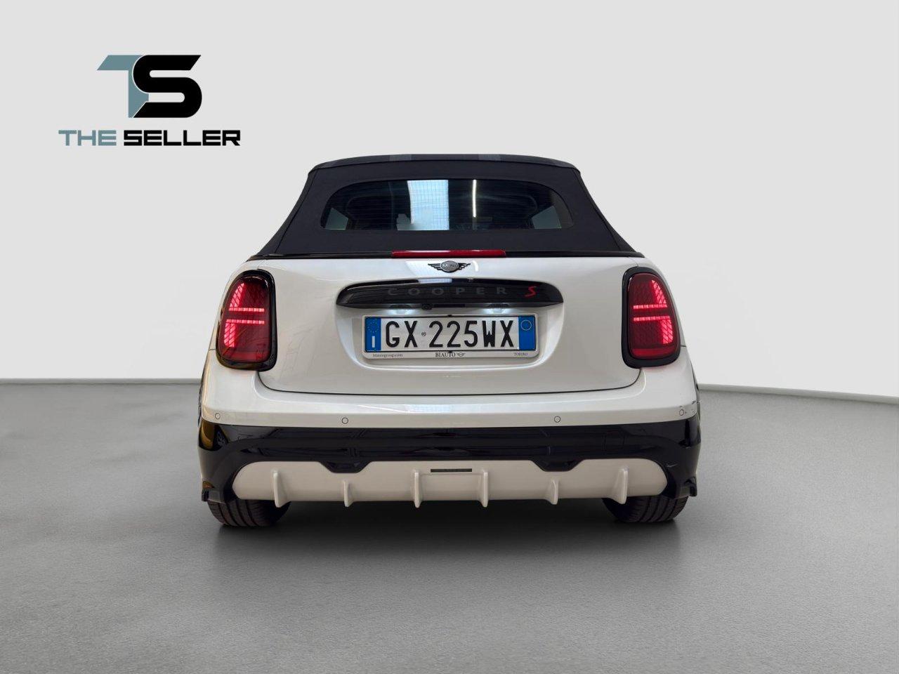 Mini Cooper Cabrio S JCW 2.0 Auto*FORMULA S*