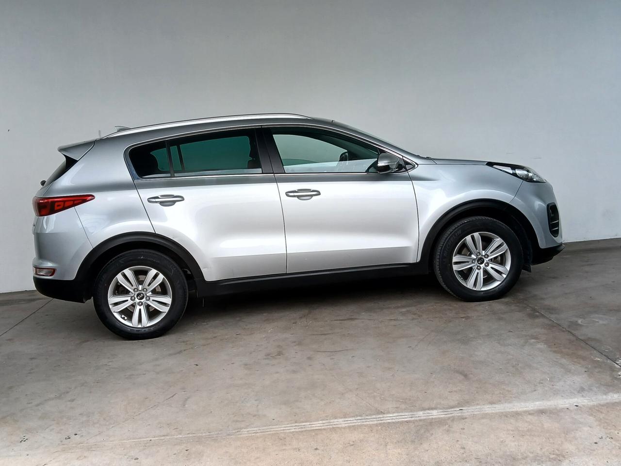 Kia Sportage 119 000 km tagliandi certificati