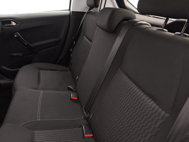 PEUGEOT 208 1.2 puretech Active s&s 82cv 5p neopatentati