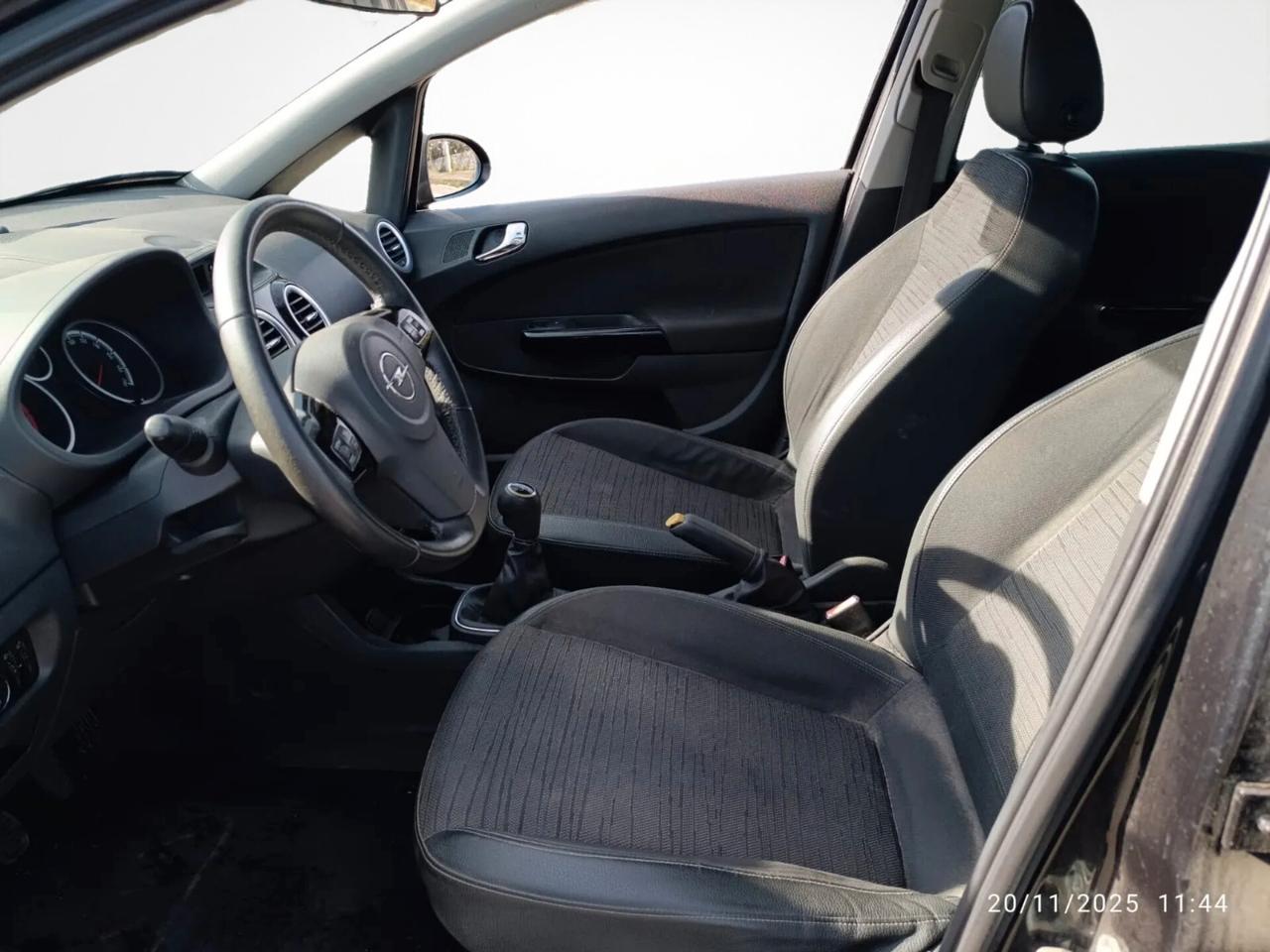 Opel Corsa 1.2 85CV 5 porte GPL-TECH Edition