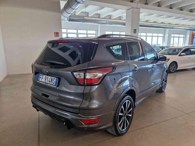 FORD Kuga 1.5 TDCI 120 CV 2WD ST-Line