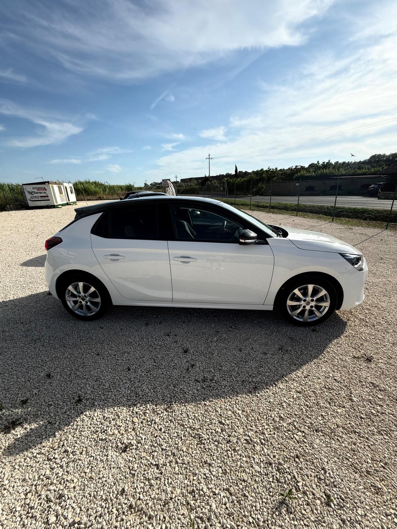 Opel Corsa edizione bicolore