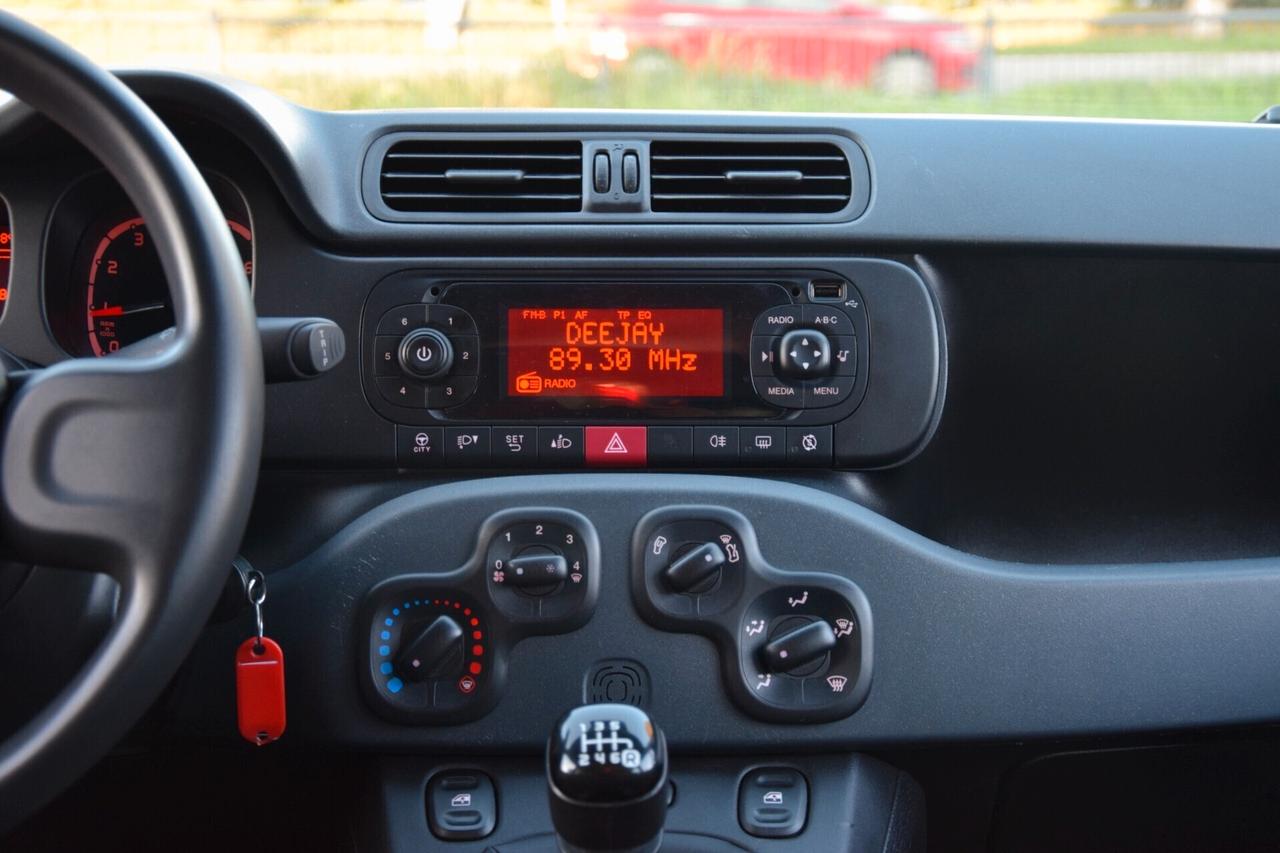 Fiat Panda Hybrid 5 posti