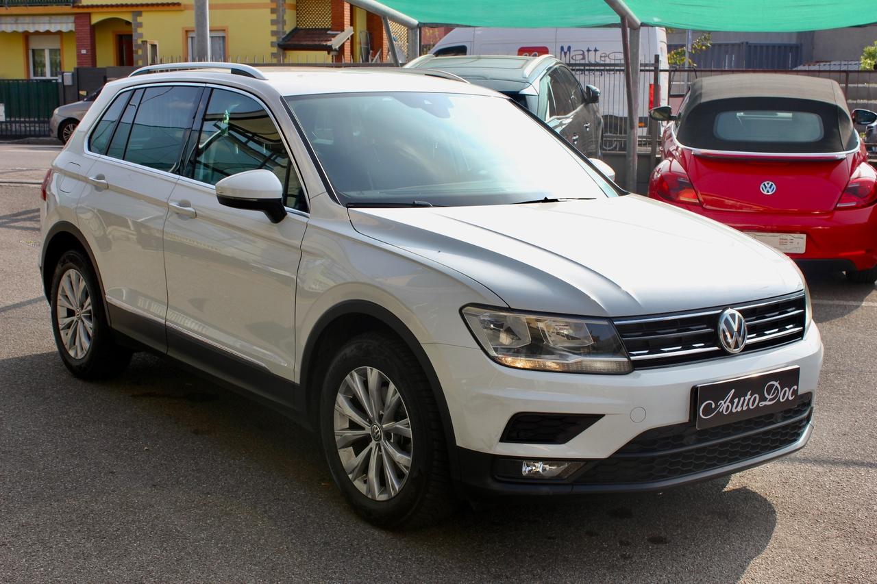 Volkswagen Tiguan 2.0 TDI SCR DSG Business VIRTUAL COCKPIT NAVY