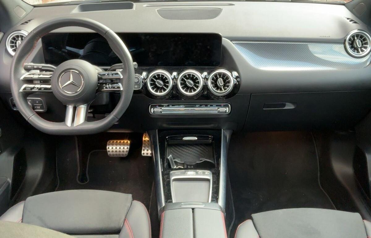 Mercedes Classe GLA 200 d AMG Line Premium auto