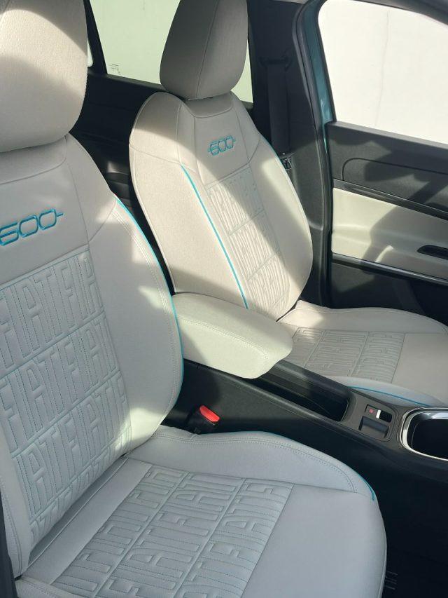 FIAT 600 Hybrid 110 CV DCT MHEV La Prima