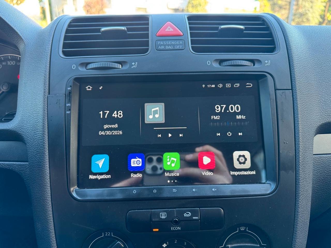 VW GOLF 1.6 16V FSI 5p. NEOPATENTATI