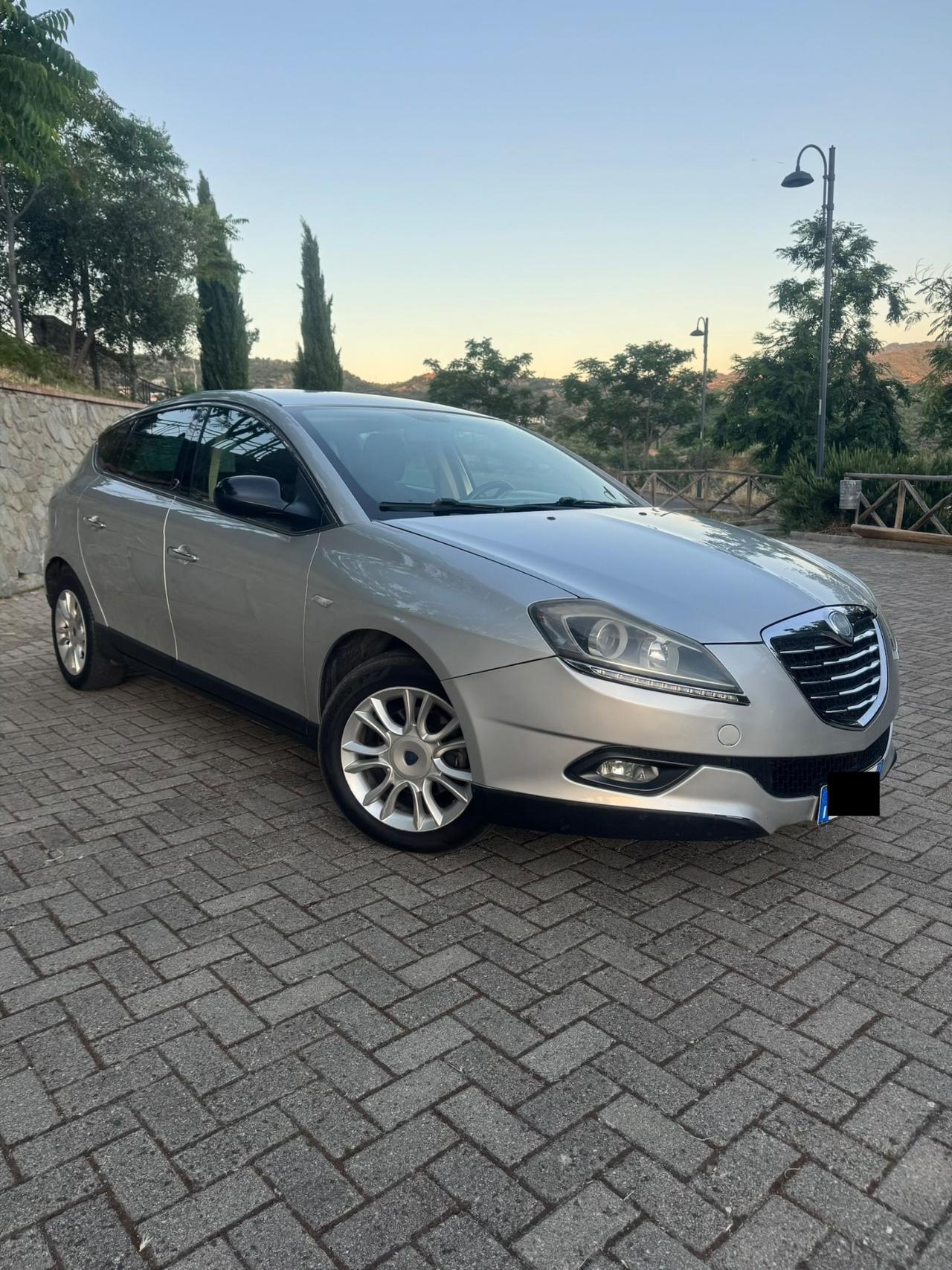 Lancia Delta 1.6 Multijet 120Cv *PLATINO* 2011