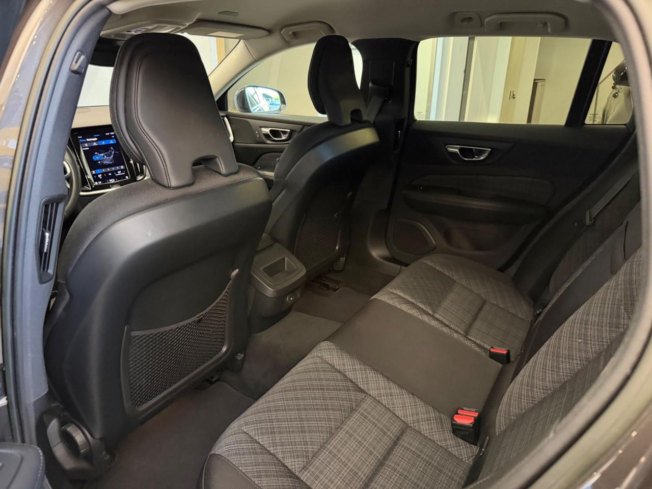 Volvo V60 Cross Country B4 (d) AWD automatico Ultimate