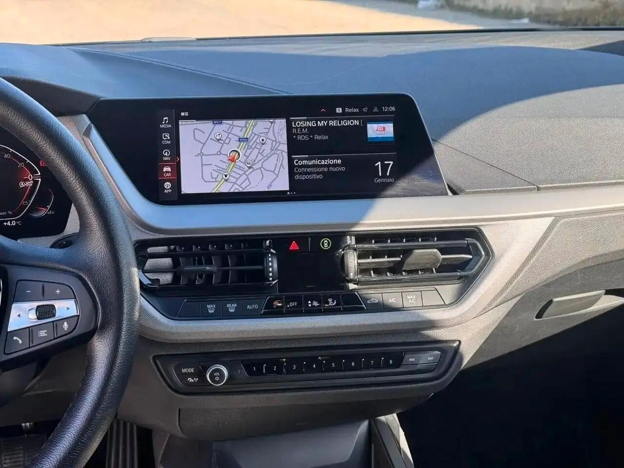 Bmw 118 118d 5p. Advantage