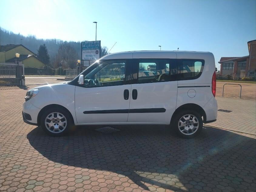 Fiat Doblo Doblò 1.6 MJT 16V 105CV Easy *SENZA VINCOLO DI FINANZIAMENTO*